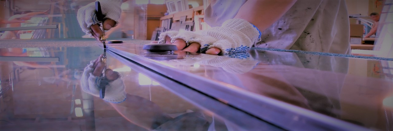 Slider, Glass Cutting Service in Worcester Park, Cuddington, Stoneleigh, KT4